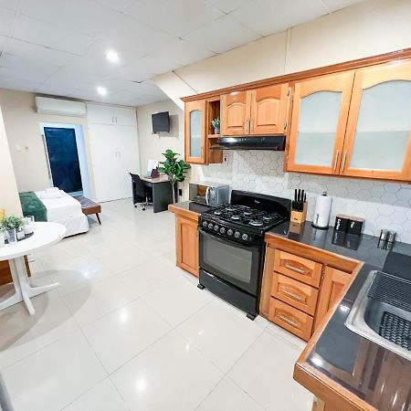 Stacys Place #4 Studio Apartment Port of Spain Buitenkant foto