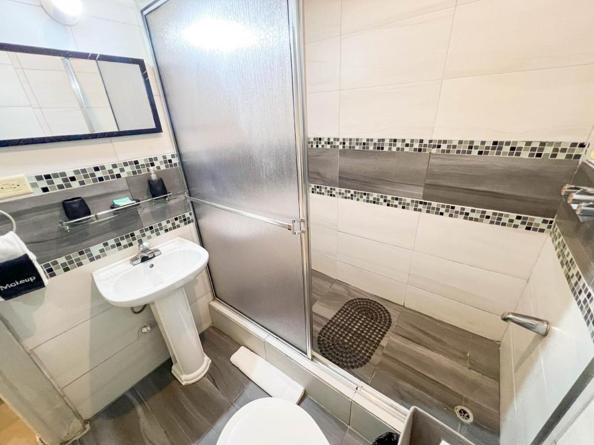 Stacys Place #4 Studio Apartment Port of Spain Buitenkant foto