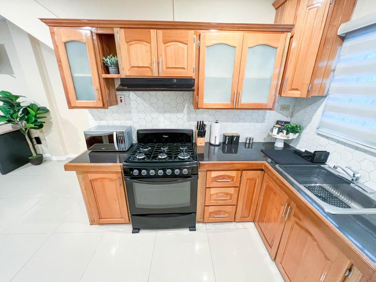 Stacys Place #4 Studio Apartment Port of Spain Buitenkant foto